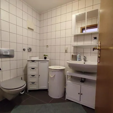 Innenstadt Mit Dachterasse, Grill, Bis 8 Personen, 3 Sz Apartment