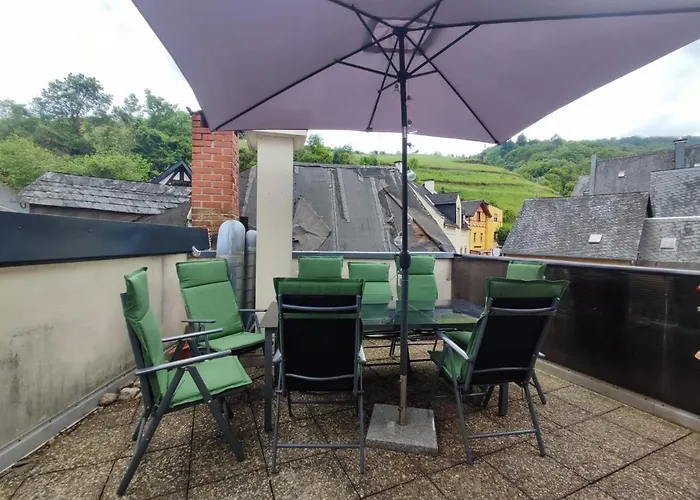 Innenstadt Mit Dachterasse, Grill, Bis 8 Personen, 3 Sz