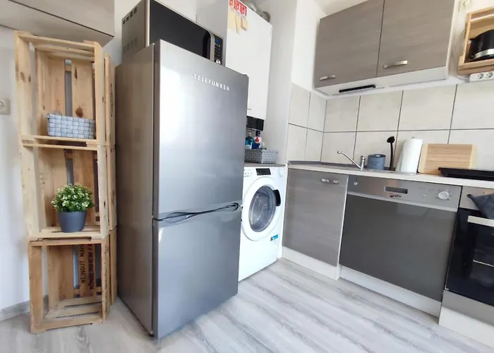 Innenstadt Mit Dachterasse, Grill, Bis 8 Personen, 3 Sz * コッヘム