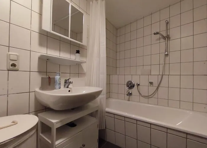 Innenstadt Mit Dachterasse, Grill, Bis 8 Personen, 3 Sz コッヘム