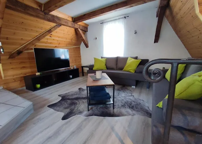 Innenstadt Mit Dachterasse, Grill, Bis 8 Personen, 3 Sz