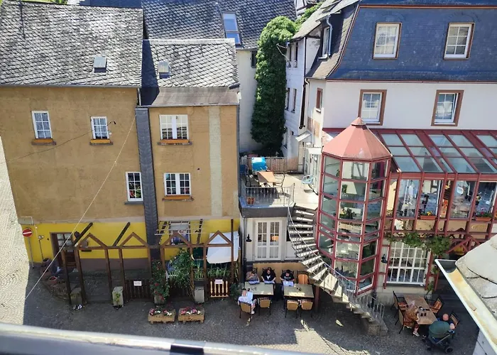 Innenstadt Mit Dachterasse, Grill, Bis 8 Personen, 3 Sz